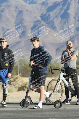 media/Oct-30-2025-Racers Edge (Thu) [[dabbdaf680]]/1-Around the Pits- Track Walk/